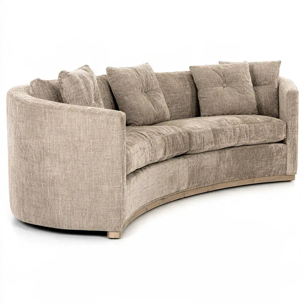 Sofá con frente curvado y cojines sueltos - beige